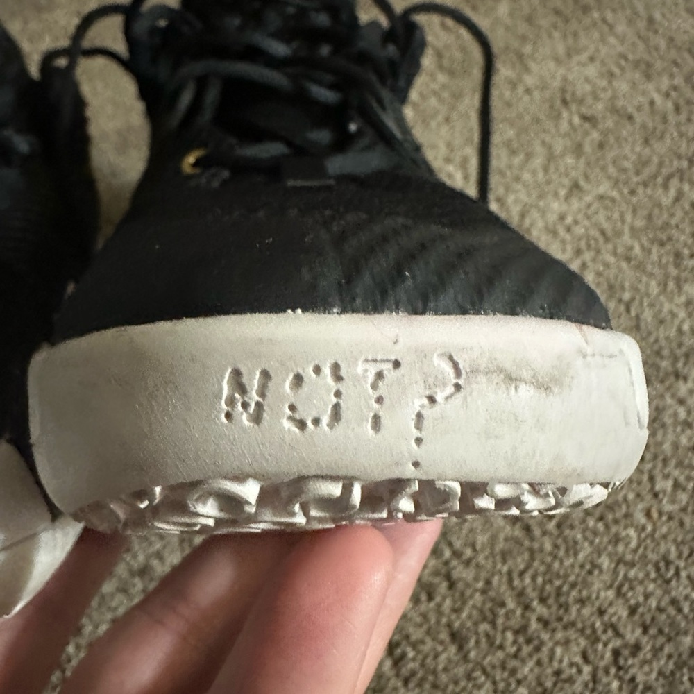 Jordan Men's why not zero.2 basketball shoes. - Picture 3 of 13